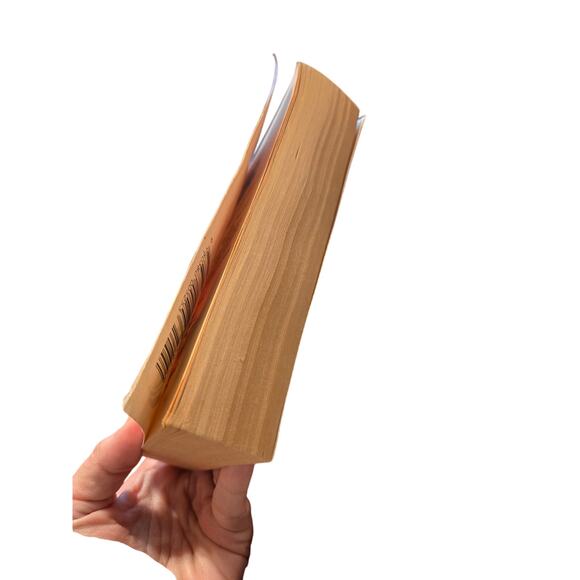 Kathleen Woodiwiss THE FLAME AND THE FLOWER Iconic Romance Ripper 0380005255 - Picture 2 of 8